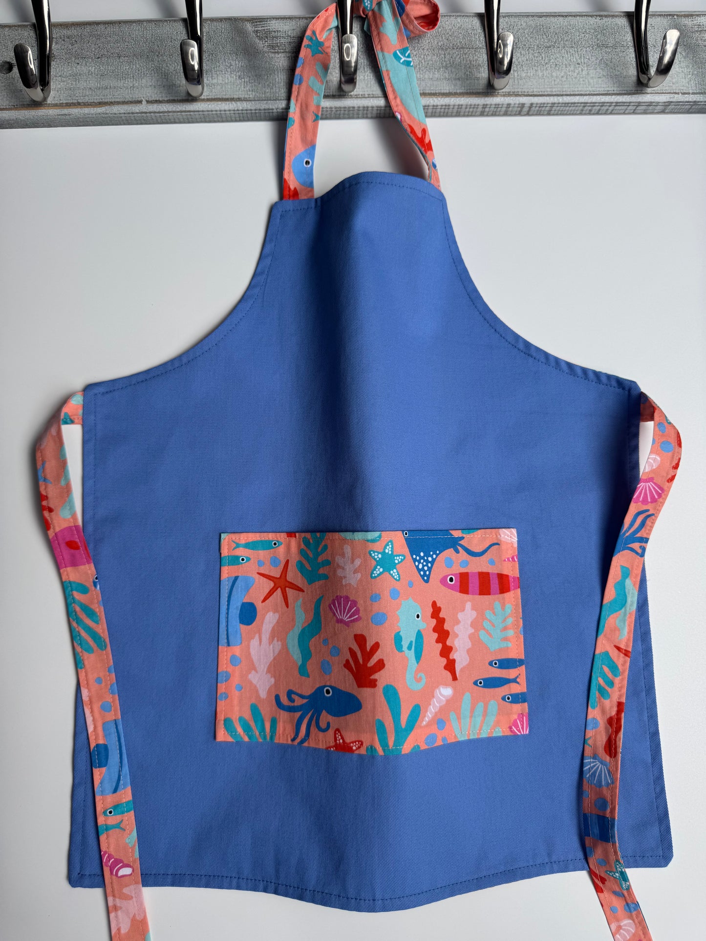 Reversible Children’s Apron - Under The Sea (Coral)